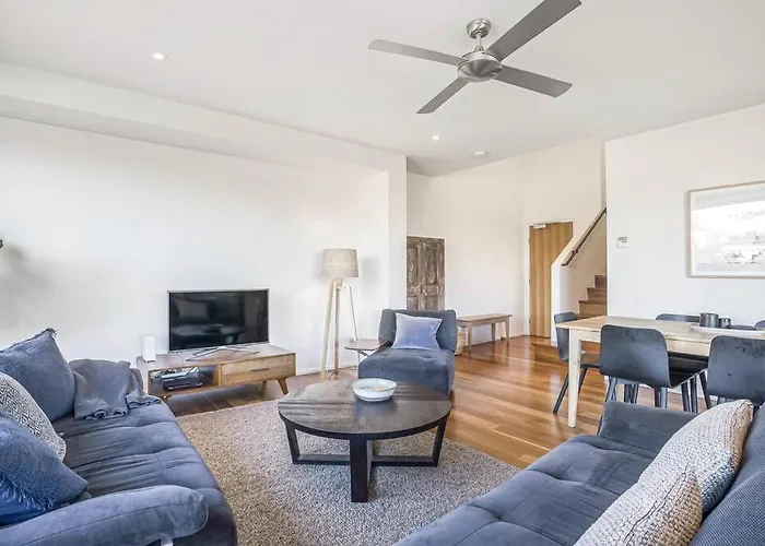 Fuller Holidays- Lot 7 - Byron Penthouse Apartment With Pool